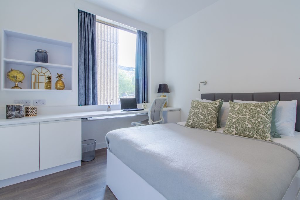 Private Room at Kensington House | Prime Student Living