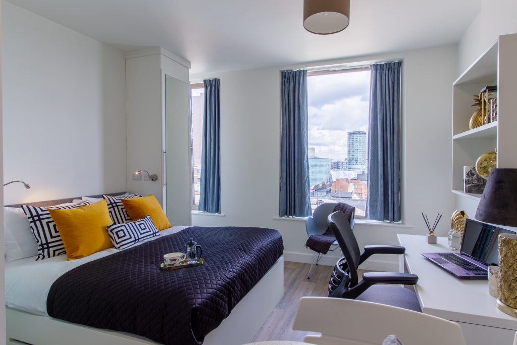 Private Room at Kensington House | Prime Student Living